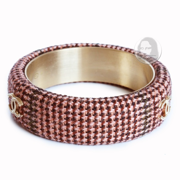 Chanel Bracelet Bangle 13A Pink Multicolor Tweed Knit with Gold CC Logo in Box - Picture 7 of 14